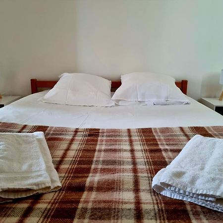 Hotel Vvf Eden Lake Еґлетон Екстер'єр фото